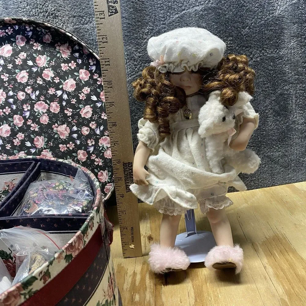 Vintage Linda Steele Porcelain Doll 0343/500 Complete Set w/ Accessories‎